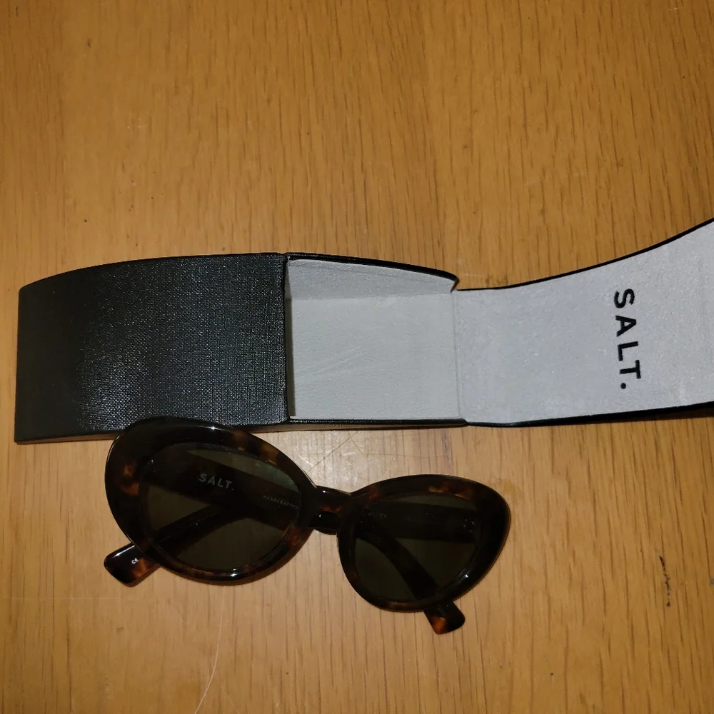 ❤️‍🔥SALT. Optics Courtney Sun Sunglasses - Picture 2 of 10